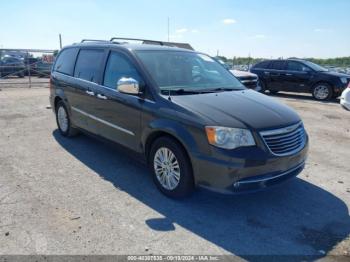  Salvage Chrysler Town & Country