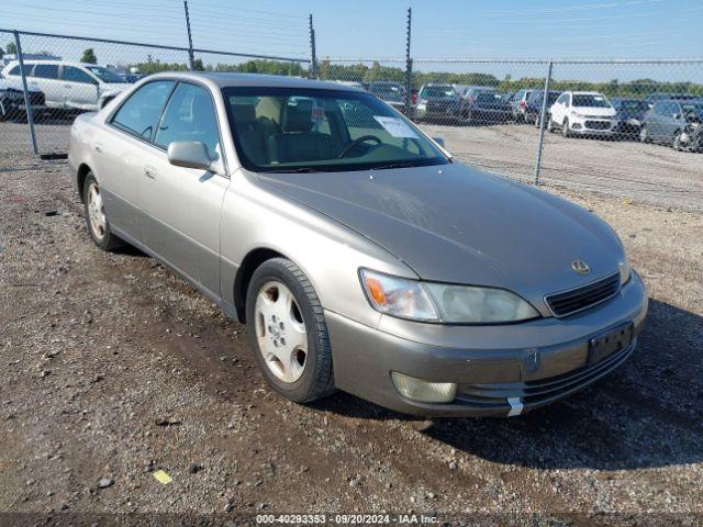  Salvage Lexus Es