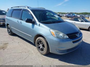  Salvage Toyota Sienna