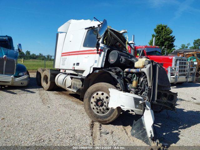  Salvage Volvo Vn