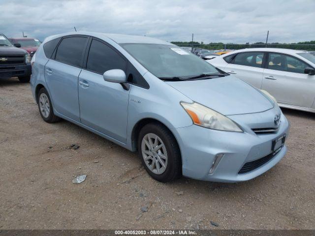  Salvage Toyota Prius v