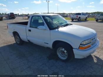  Salvage Chevrolet S-10