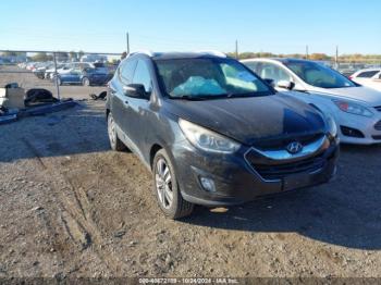  Salvage Hyundai TUCSON