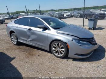  Salvage Chrysler 200