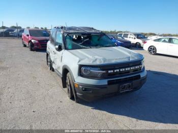  Salvage Ford Bronco