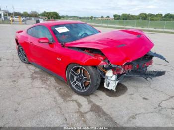  Salvage Ford Mustang