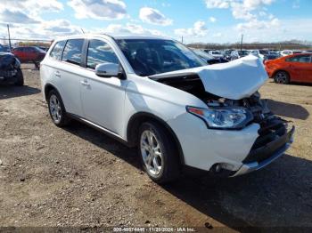  Salvage Mitsubishi Outlander