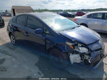  Salvage Toyota Prius