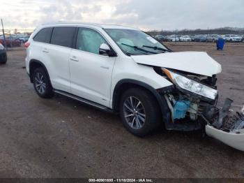  Salvage Toyota Highlander