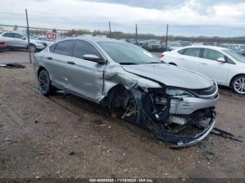  Salvage Chrysler 200