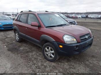  Salvage Hyundai TUCSON