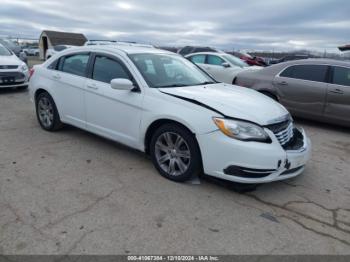  Salvage Chrysler 200