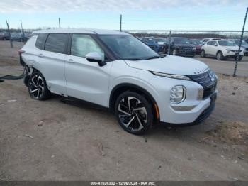  Salvage Mitsubishi Outlander