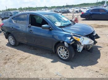  Salvage Nissan Versa