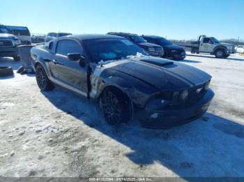  Salvage Ford Mustang