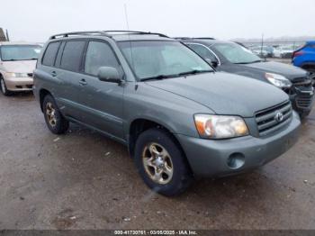  Salvage Toyota Highlander