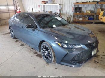  Salvage Toyota Avalon
