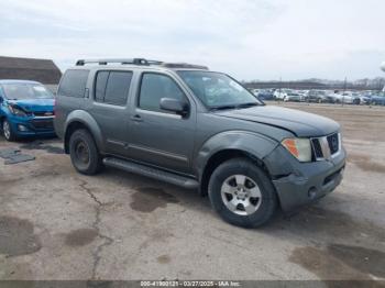  Salvage Nissan Pathfinder