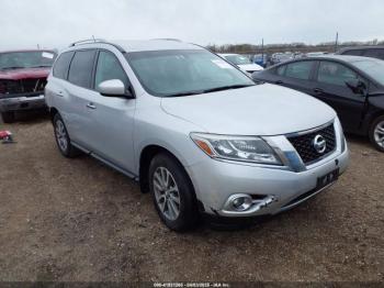  Salvage Nissan Pathfinder