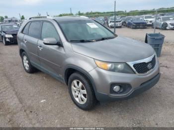  Salvage Kia Sorento