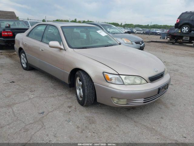  Salvage Lexus Es