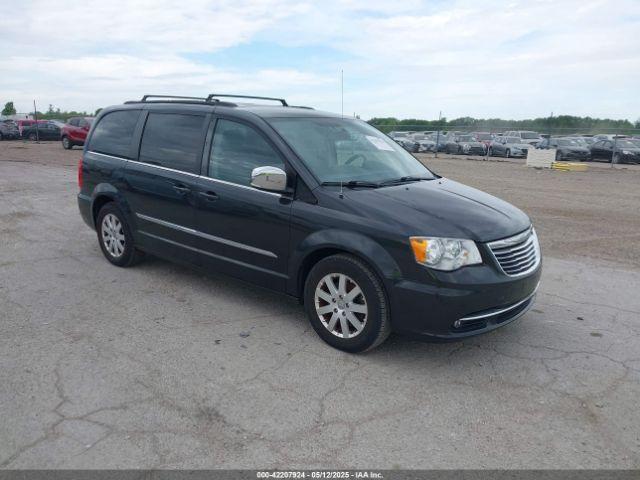  Salvage Chrysler Town & Country