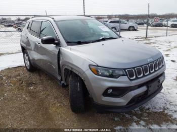  Salvage Jeep Compass