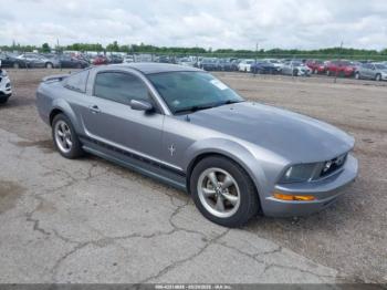  Salvage Ford Mustang