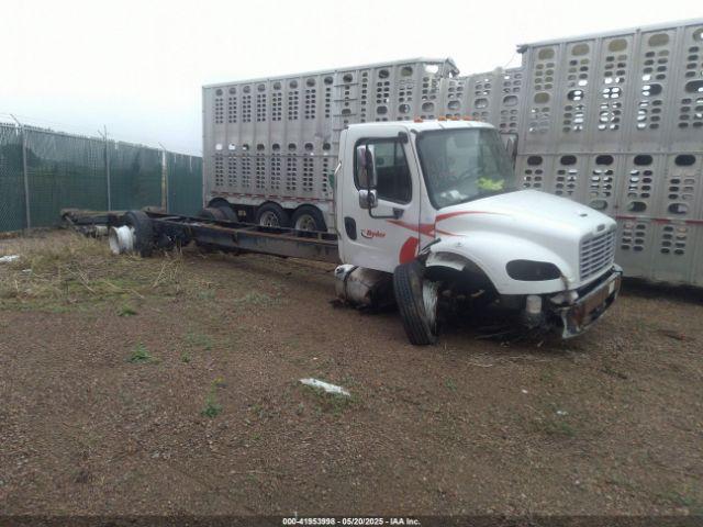  Salvage Freightliner M2 106