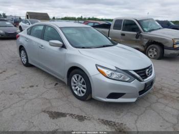  Salvage Nissan Altima
