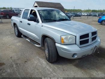  Salvage Dodge Dakota