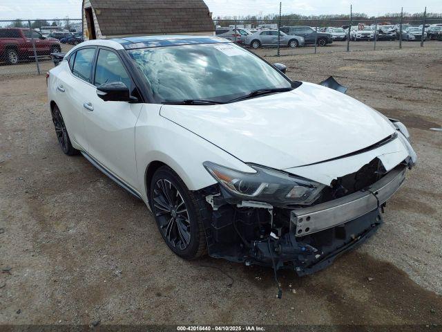  Salvage Nissan Maxima