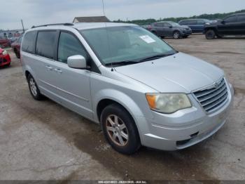  Salvage Chrysler Town & Country