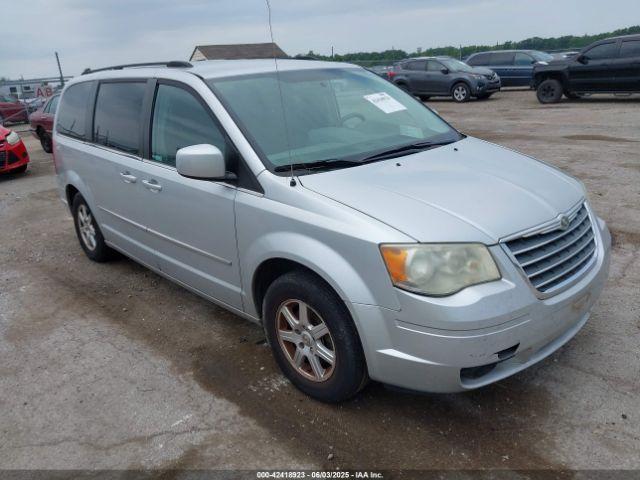  Salvage Chrysler Town & Country