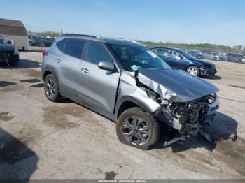  Salvage Kia Seltos
