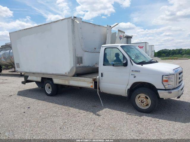  Salvage Ford E-350