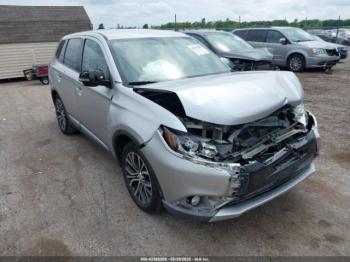  Salvage Mitsubishi Outlander