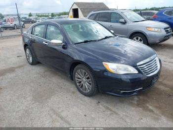  Salvage Chrysler 200