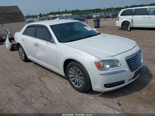  Salvage Chrysler 300