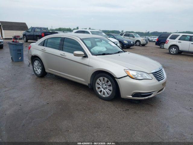  Salvage Chrysler 200