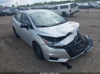  Salvage Nissan Versa