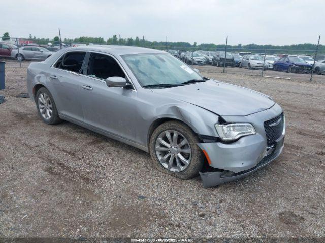  Salvage Chrysler 300