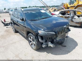 Salvage Jeep Cherokee
