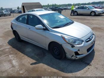  Salvage Hyundai ACCENT