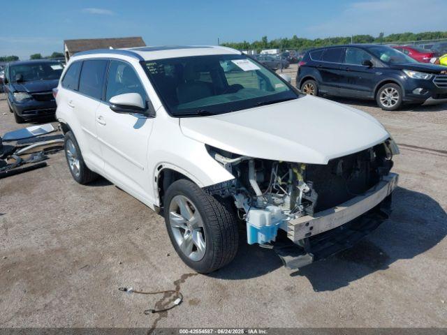  Salvage Toyota Highlander