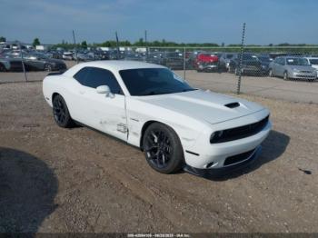  Salvage Dodge Challenger