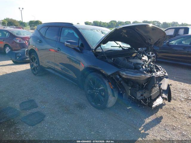  Salvage Chevrolet Blazer