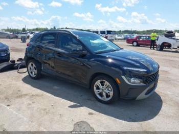  Salvage Hyundai KONA