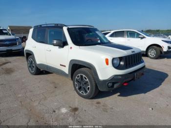  Salvage Jeep Renegade