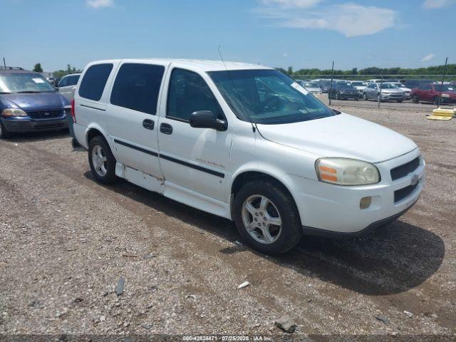  Salvage Chevrolet Uplander